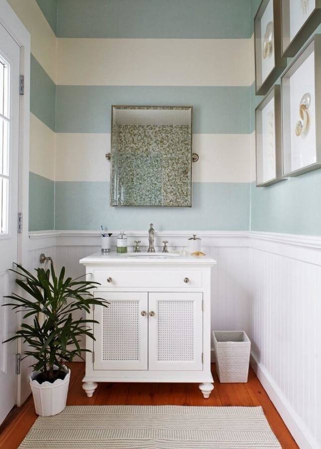 wall decor bathroom