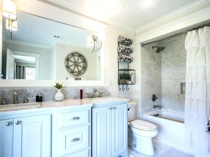 Small Bathroom Ideas Bathroom Decorating Ideas Hgtv Top Fixer Upper Bathrooms Daily Dose Of Style Top Fixer Upper Small Bathroom Ideas Fixer