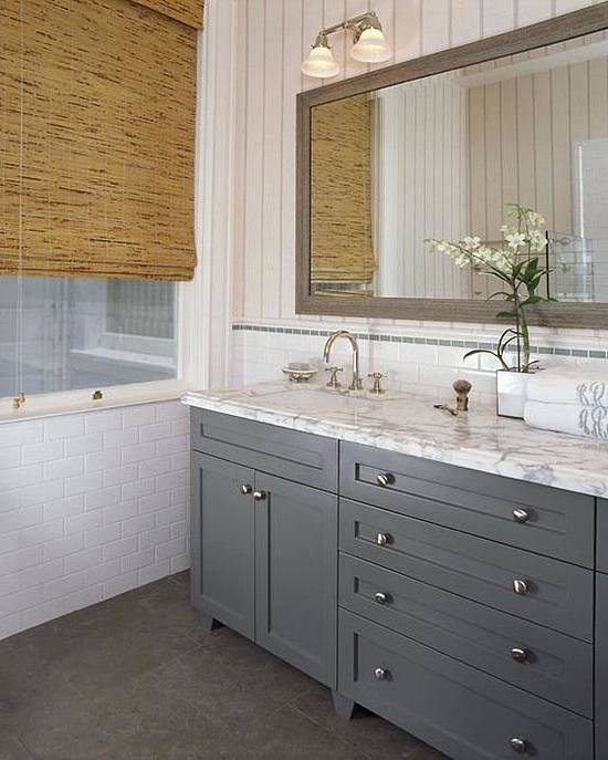 Gray Bathroom Ideas For Relaxing Days And Interior Design | 0 Trussville Bathrooms | Pinterest | Light grey bathrooms, Grey bathrooms and Small grey