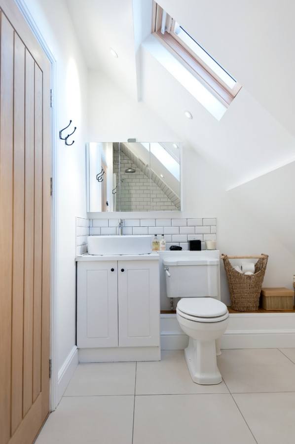 Modern Bathroom Design London New Eighteenth Century Cottage In The Cotswolds Than Lovely Bathroom