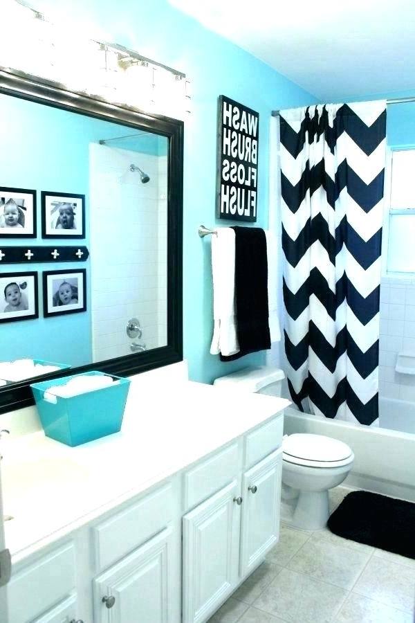 blue and white bathroom