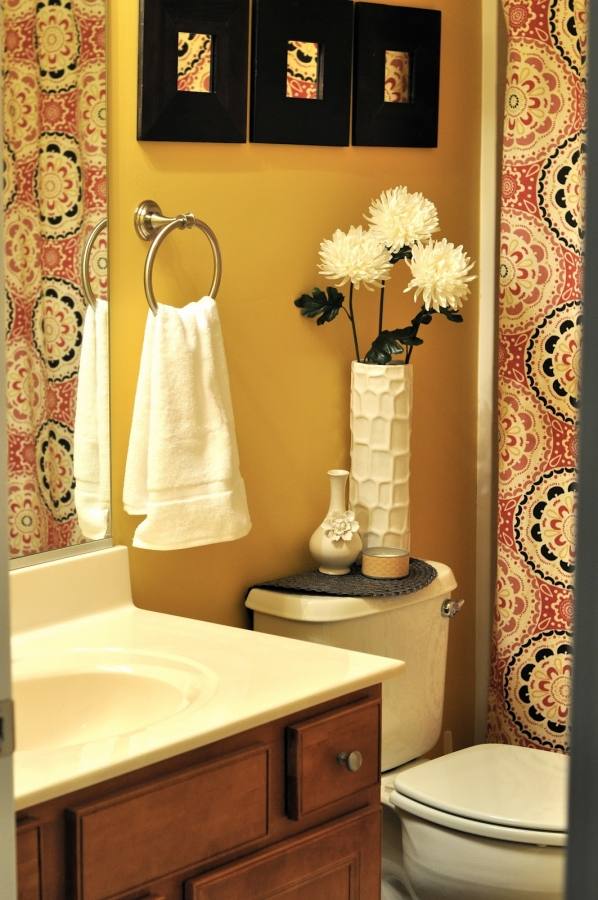 Eye Catching Bathroom Design Colors Beautiful Ideas Decorating In For Bathrooms Pictures