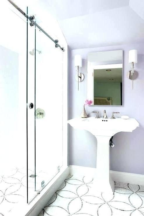 Love this purple bathroom inspiration