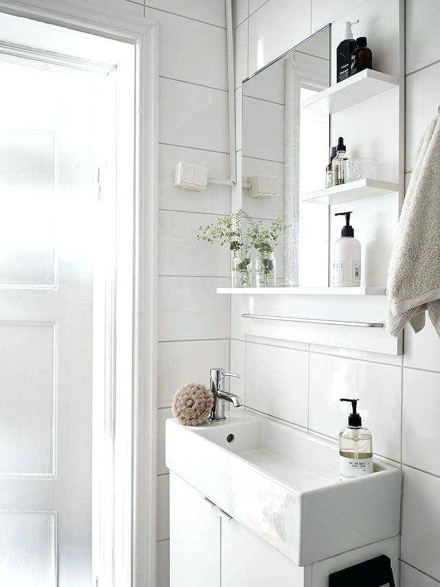 small bathroom pedestal sink