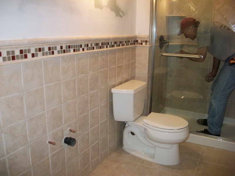 Wonderful Bathroom Tiles Ideas For Small Bathrooms - #bathroomideas #bathroompics #bathroomdesign