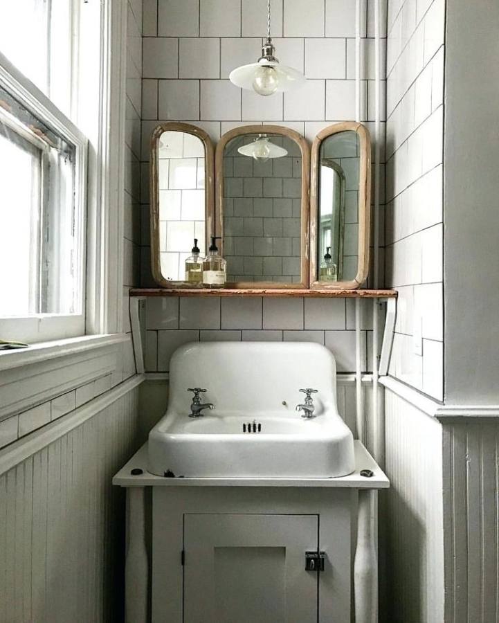 Pottery Bathrooms Ideas For Popular Bathroom Ideas Classic Bathroom Design Sconces Are From Pottery Pottery Barn