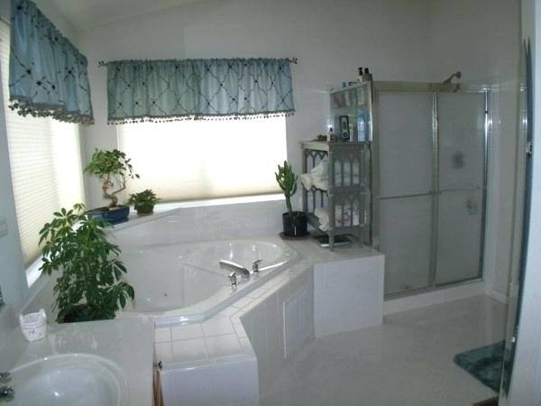 Jacuzzi Tubs For Small Bathrooms Bathroom Small