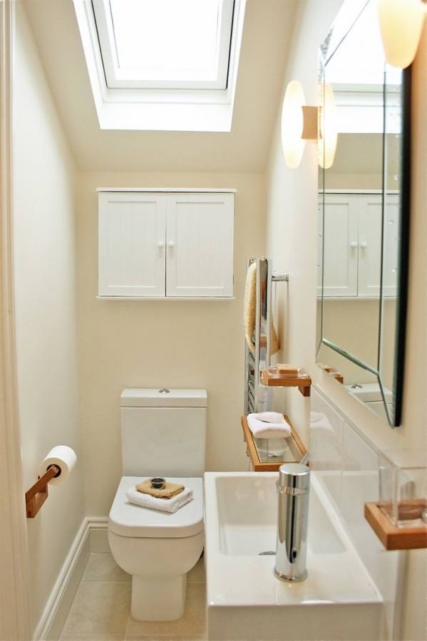best 25 narrow bathroom ideas on small narrow narrow bathroom design
