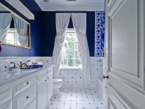 blue and white bathroom