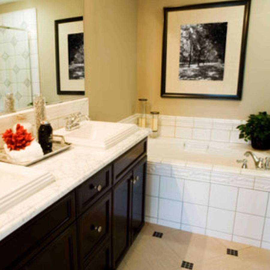 Small Bathroom Tile Ideas to My Mother's Choice: Small Bathroom Tile Ideas Brown Corner Bathroom