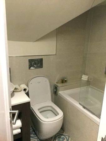 Bathroom Ideas Sloped Ceiling