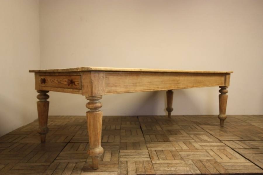 antique farmhouse kitchen table prim perfect would be nice with assorted old chairs antique kitchen antique