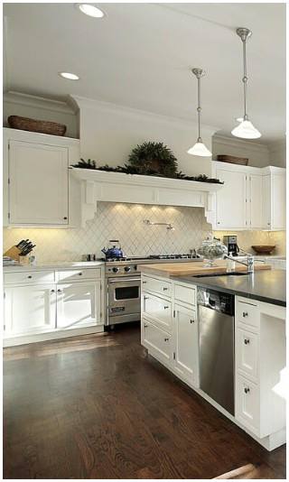 White/Grey Acrylic Kitchen