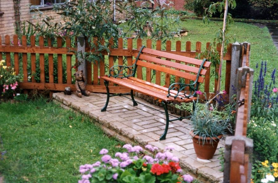 If you want your garden to remain attractive and last forever then fill it with proper decorations