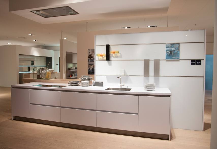 Corner drawers maximize the storage space of your kitchen workstation [ Design: Eminent Interior Design