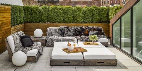 Decorate a Small Outdoor Living Room