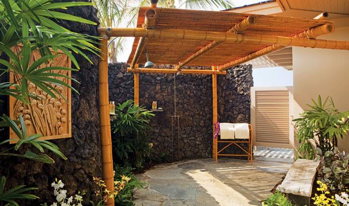 Private Jacuzzi at Rancho Pacifico treehouse hotel in Costa Rica