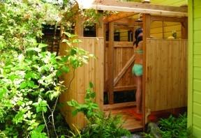 Here is a funny shot of that fabulous shower, built with love by O