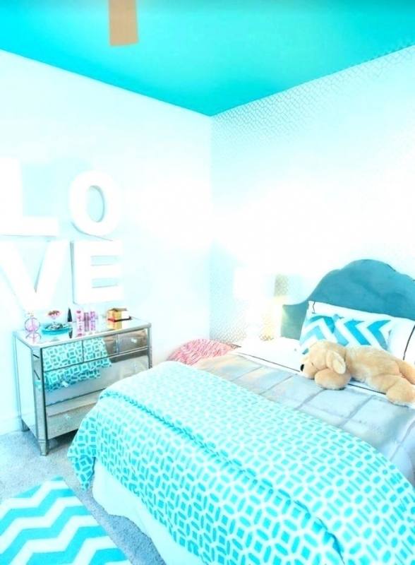 aqua bedroom ideas