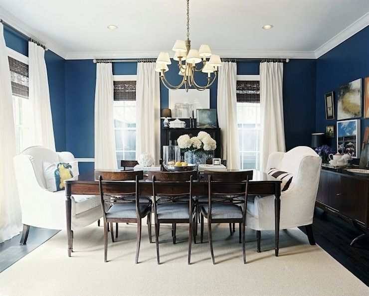 Benjamin Moore Stonington Gray, light wood floors, dark traditional  furniture dining room