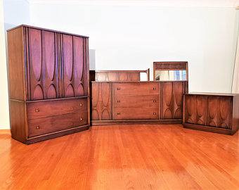 mid century bedroom furniture