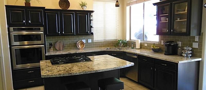 Painted kitchen cabinets in alabaster by Kitchen Craft Cabinetry