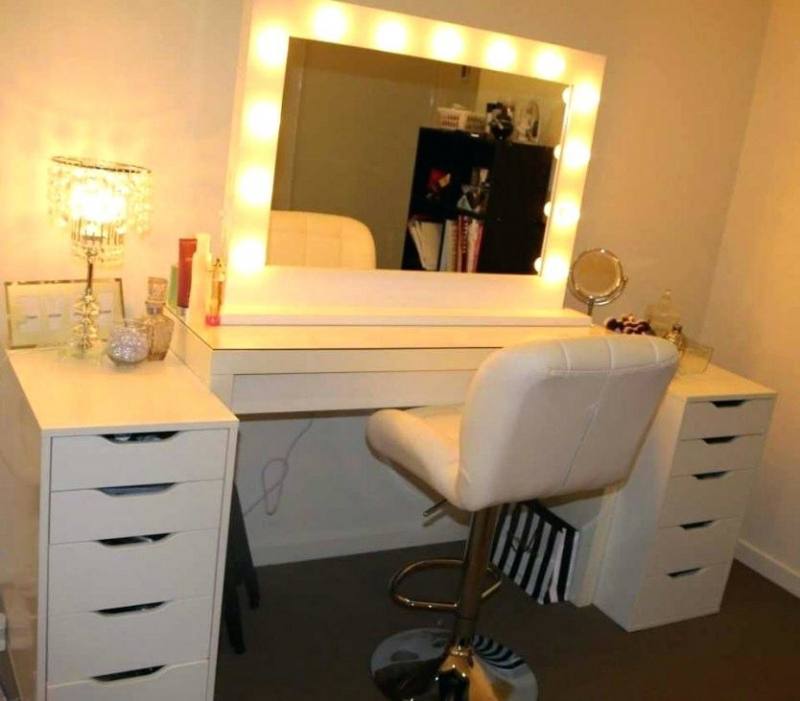 bedroom vanity lights