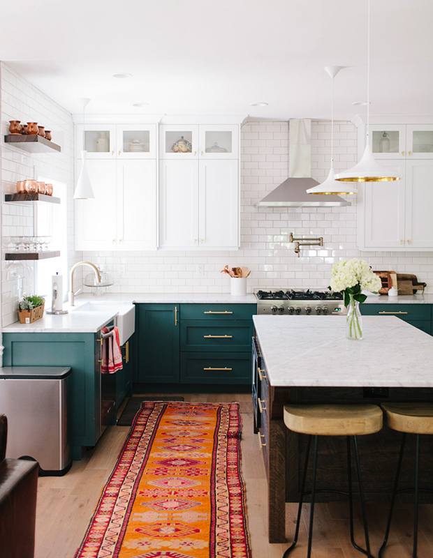 Warm and Lively Green Kitchen Cabinets