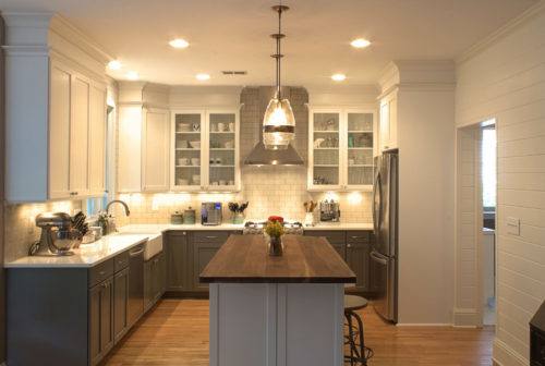 If you'd like to see the tutorial on how to easily paint your kitchen  cabinets, CLICK HERE