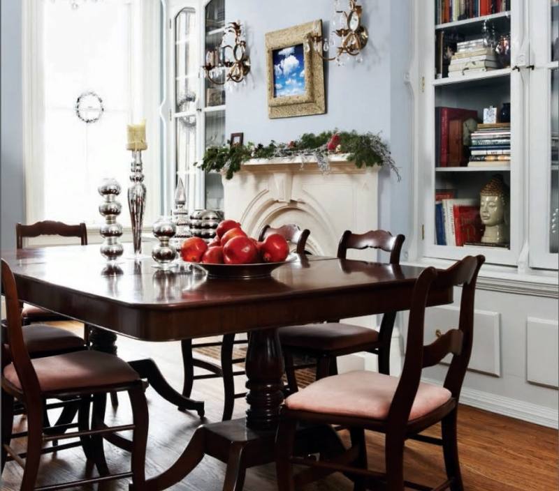 Simple And Neat Refinish Dining Table For Dining Room Design Ideas : Casual Dining Room Design