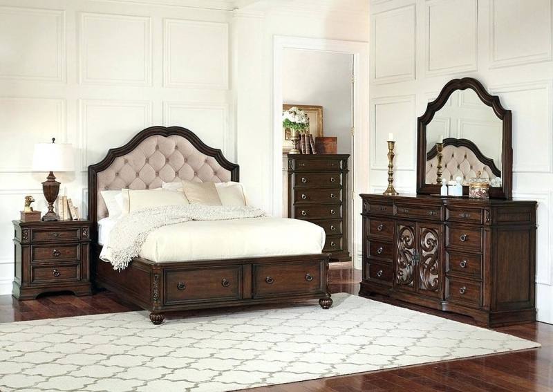 Etnochic Bedroom set 02 includes the Double Bed (E