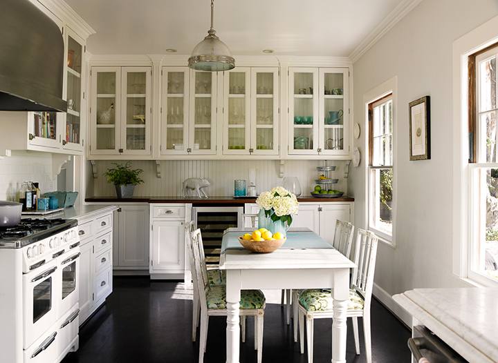 One of the first things people notice when they walk into your kitchen are  the cabinets